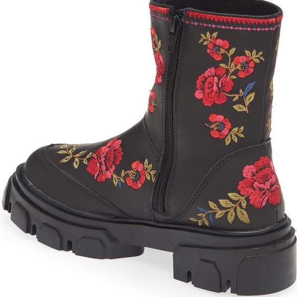 NWOT FARMRIO Boho Mid Boots - Picture 4 of 11